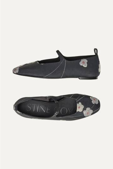 Stine Goya UK Front Strap Ballerina Footwear Bouquet In Pieces